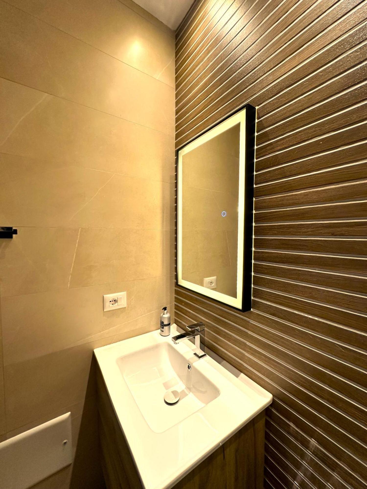 Tirana Central Rooms Exterior photo
